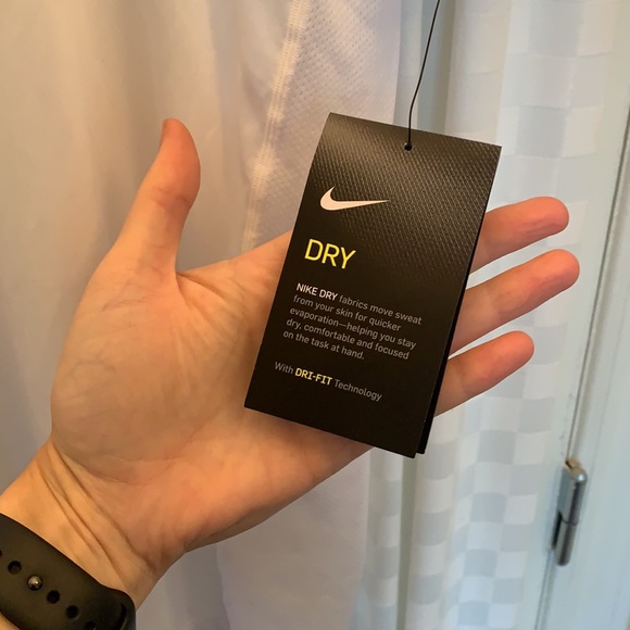 Nike Running t-shirt NEW - Picture 5 of 6